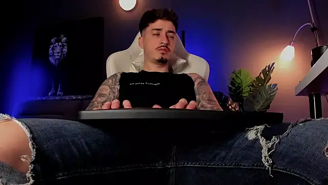 uptomatty online show from May 30, 2026, 6:53 am