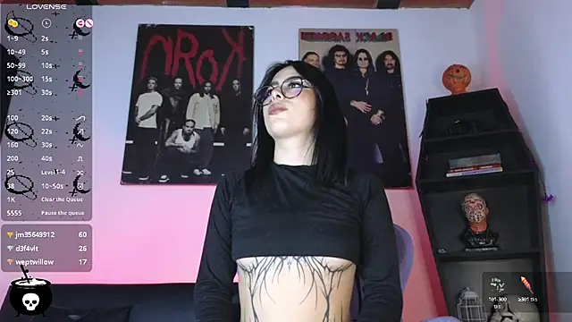 Snapshot of Melanie_Nyx chatting on February 7, 2025, 4:27 am Melanie Nyx online show from February 7, 2025, 4:27 am