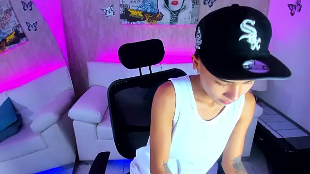 Snapshot of nova_sex01 chatting on February 5, 2026, 5:25 am nova sex01 online show from February 5, 2026, 5:25 am