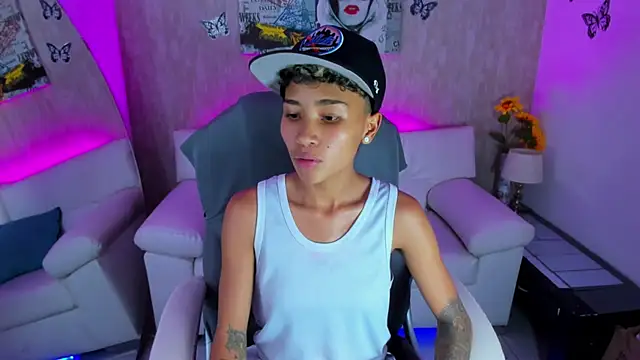 Snapshot of nova_sex01 chatting on December 22, 2025, 10:21 pm nova sex01 online show from December 22, 2025, 10:21 pm