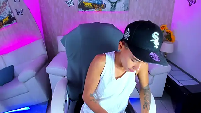 Snapshot of nova_sex01 chatting on January 17, 2026, 4:49 am nova sex01 online show from January 17, 2026, 4:49 am