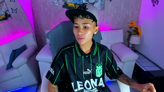 Snapshot of nova_sex01 chatting on January 14, 2026, 1:31 am nova sex01 online show from January 14, 2026, 1:31 am