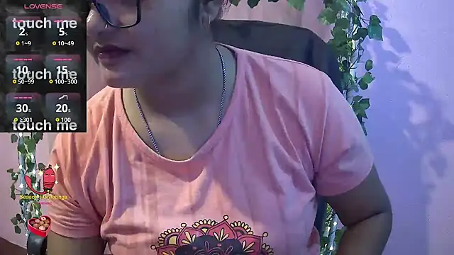 Snapshot of Pari-new chatting on May 27, 2026, 4:20 am Pari-new online show from May 27, 2026, 4:20 am