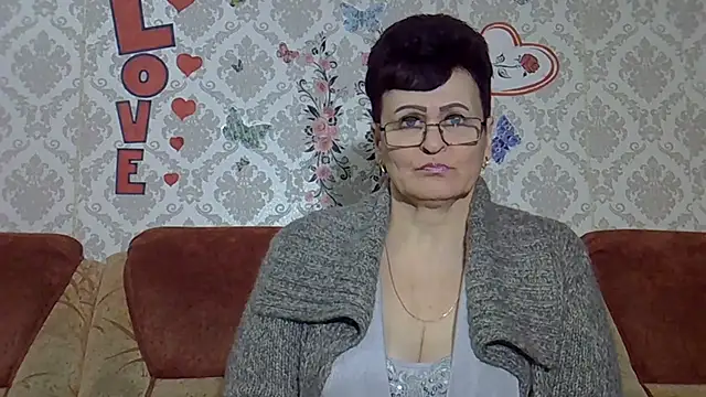 PaulaGolden online show from February 8, 2026, 5:21 pm