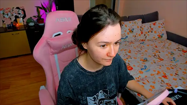 ameli moon online show from October 18, 2025, 3:25 pm