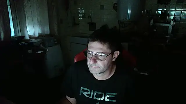 Snapshot of snork80 chatting on September 15, 2025, 4:40 pm snork80 online show from September 15, 2025, 4:40 pm
