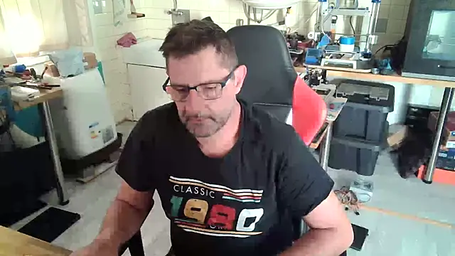 Snapshot of snork80 chatting on October 12, 2025, 8:26 am snork80 online show from October 12, 2025, 8:26 am