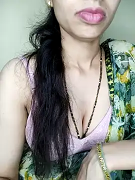 Snapshot of Fair-magic-woman chatting on March 15, 2025, 11:08 am Fair-magic-woman online show from March 15, 2025, 11:08 am