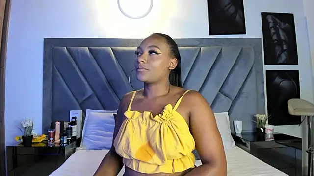 brenda nova18 online show from March 23, 2026, 7:14 pm