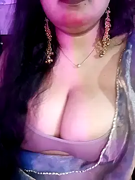 Suhanakhan00 online show from February 26, 2026, 5:46 pm