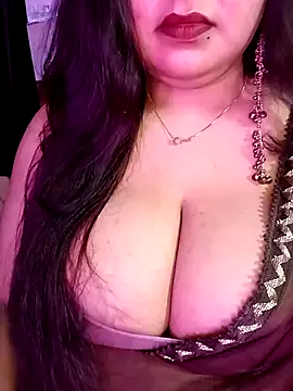 Snapshot of Suhanakhan00 chatting on April 26, 2026, 9:50 am Suhanakhan00 online show from April 26, 2026, 9:50 am