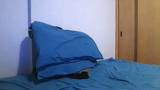 macho fit online show from October 21, 2025, 12:00 am