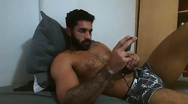 macho fit online show from March 15, 2025, 5:59 pm