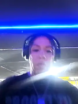 Karenn12 online show from February 27, 2026, 2:34 am