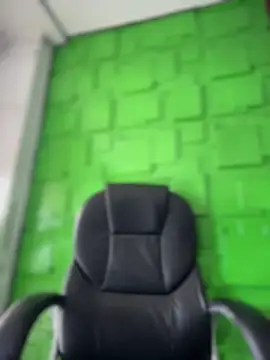 Sophie LS online show from April 8, 2026, 9:38 pm