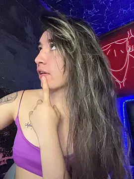 Sophie LS online show from October 25, 2025, 2:07 pm