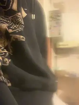 Snapshot of Chicano2k chatting on December 23, 2024, 9:18 pm Chicano2k online show from December 23, 2024, 9:18 pm