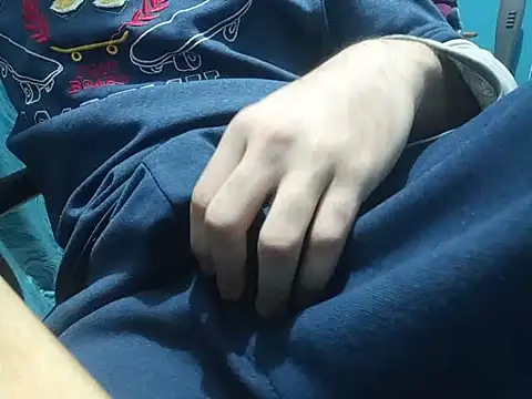 SALLY OMAR  online show from March 31, 2026, 10:01 pm