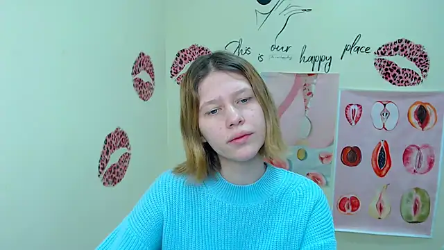 Snapshot of StellaCRL chatting on February 20, 2025, 7:23 am StellaCRL online show from February 20, 2025, 7:23 am