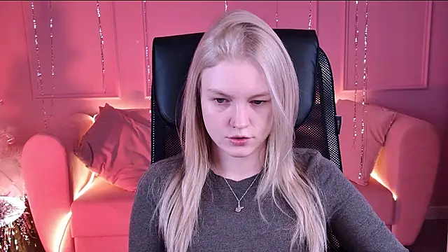 GraceGlamour online show from February 3, 2026, 5:05 am