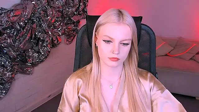 Snapshot of GraceGlamour chatting on November 30, 2025, 5:14 pm GraceGlamour online show from November 30, 2025, 5:14 pm