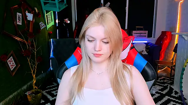 Snapshot of GraceGlamour chatting on February 26, 2025, 11:21 am GraceGlamour online show from February 26, 2025, 11:21 am