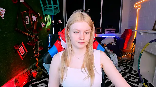 Snapshot of GraceGlamour chatting on February 26, 2025, 5:13 am GraceGlamour online show from February 26, 2025, 5:13 am