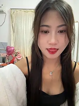 Snapshot of 00houBainiangzi chatting on December 19, 2024, 3:30 pm 00houBainiangzi online show from December 19, 2024, 3:30 pm