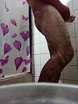 Snapshot of Elber24 chatting on November 16, 2025, 1:05 pm Elber24 online show from November 16, 2025, 1:05 pm