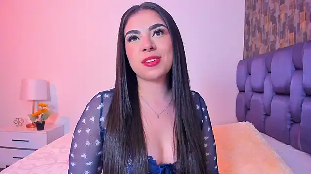 Snapshot of IsabellaAnngel chatting on March 18, 2025, 11:20 pm IsabellaAnngel online show from March 18, 2025, 11:20 pm