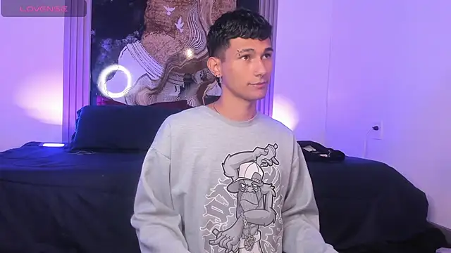 Snapshot of Alexx_tc chatting on January 8, 2026, 1:55 am Alexx tc online show from January 8, 2026, 1:55 am