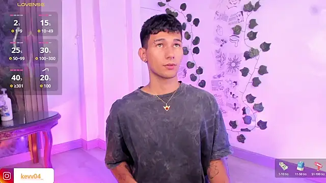 Snapshot of Alexx_tc chatting on February 14, 2026, 1:50 am Alexx tc online show from February 14, 2026, 1:50 am