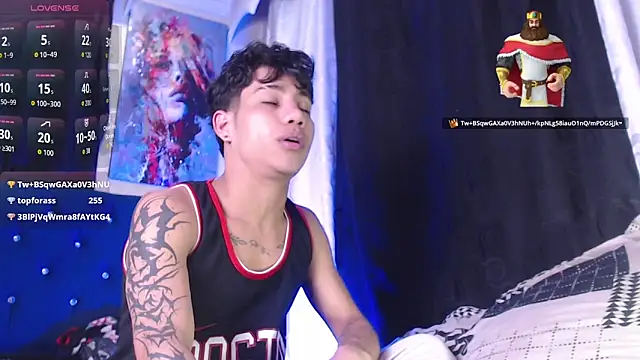 Snapshot of Sexys_Boys_Hot1 chatting on January 8, 2026, 1:11 am Sexys Boys Hot1 online show from January 8, 2026, 1:11 am