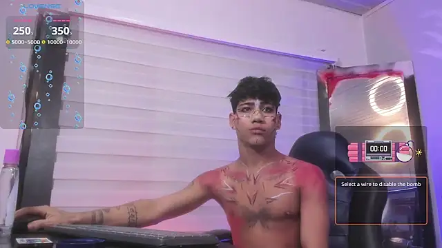 Snapshot of Sexys_Boys_Hot1 chatting on October 27, 2025, 1:50 am Sexys Boys Hot1 online show from October 27, 2025, 1:50 am