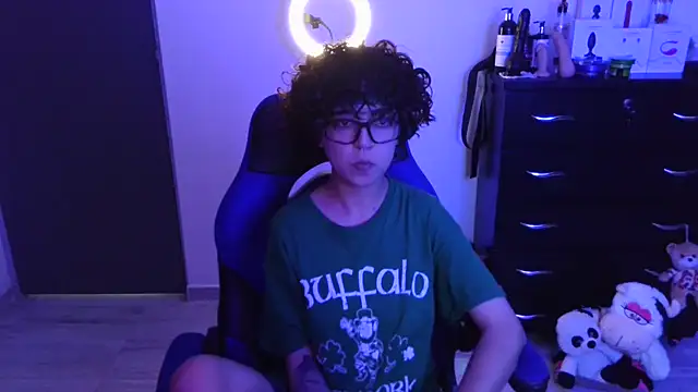 Snapshot of thomascooper7 chatting on September 24, 2025, 7:09 pm thomascooper7 online show from September 24, 2025, 7:09 pm