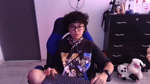 thomascooper7 online show from February 5, 2026, 5:53 pm