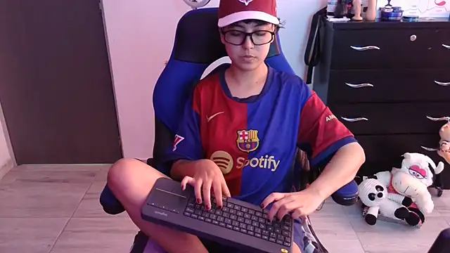 Snapshot of thomascooper7 chatting on December 2, 2025, 6:42 pm thomascooper7 online show from December 2, 2025, 6:42 pm