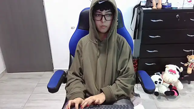 Snapshot of thomascooper7 chatting on November 27, 2025, 7:36 pm thomascooper7 online show from November 27, 2025, 7:36 pm