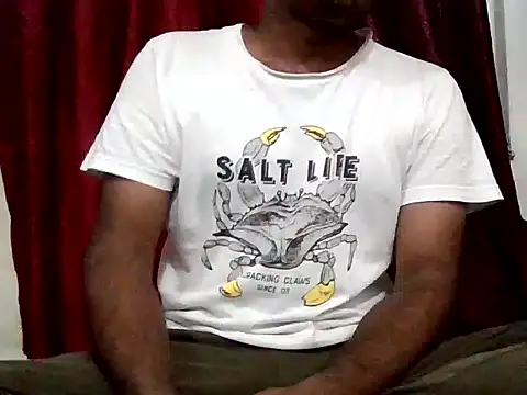 Snapshot of Telugu_Ram4 chatting on October 15, 2025, 11:18 am Telugu Ram4 online show from October 15, 2025, 11:18 am