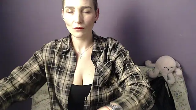  sexy lady online show from December 1, 2025, 3:24 pm