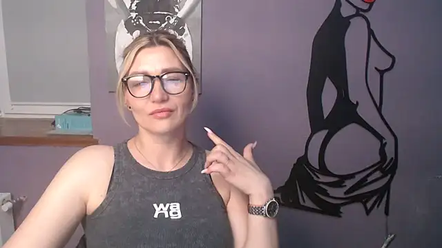 Snapshot of _sexy_lady chatting on June 3, 2026, 1:01 pm sexy lady online show from June 3, 2026, 1:01 pm