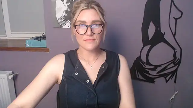 Snapshot of _sexy_lady chatting on May 22, 2026, 1:09 pm sexy lady online show from May 22, 2026, 1:09 pm