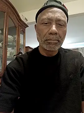 Snapshot of yasohw chatting on December 16, 2025, 3:27 pm yasohw online show from December 16, 2025, 3:27 pm