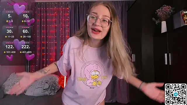 Snapshot of LivyyBossom chatting on October 10, 2025, 5:14 pm LivyyBossom online show from October 10, 2025, 5:14 pm