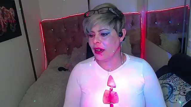 Grecia Horny online show from January 24, 2025, 9:06 am