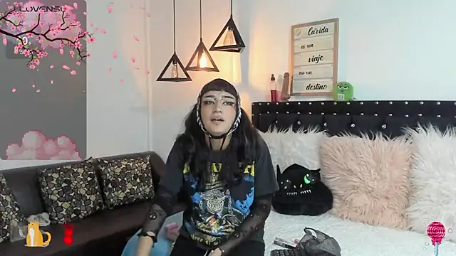 Snapshot of meow_mota chatting on March 6, 2025, 8:48 pm meow mota online show from March 6, 2025, 8:48 pm