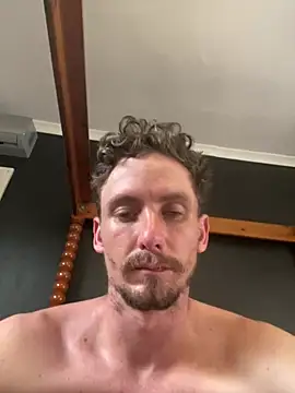 bradleyjamesmc online show from February 9, 2025, 11:04 am