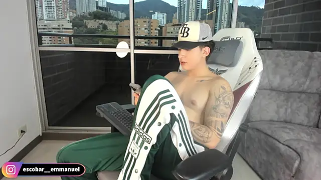 Snapshot of emmanuel_scor chatting on May 16, 2026, 9:25 pm emmanuel scor online show from May 16, 2026, 9:25 pm