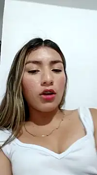 GIRL DONCELLA online show from February 26, 2025, 11:30 pm