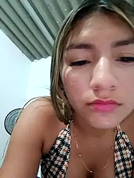 GIRL DONCELLA online show from January 11, 2025, 12:33 am